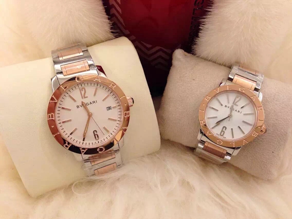 ブルガリ時計正面デザイン